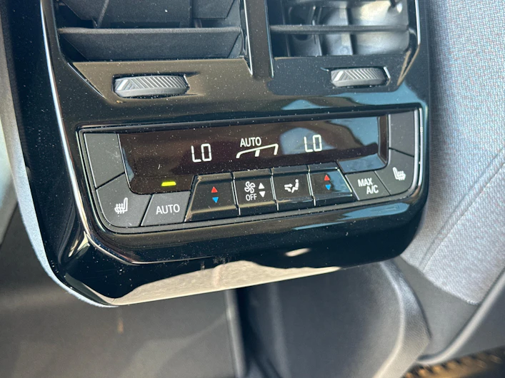 image du véhicule BMW iX