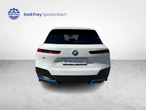https://vehicle.imgix.net/4272484/8be3704c-7bc2-4ff6-85c5-eeda57affca2.jpg