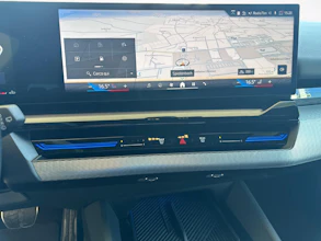 https://vehicle.imgix.net/4272495/1091b80b-29ba-48f6-9793-e2735c3c3732.jpg