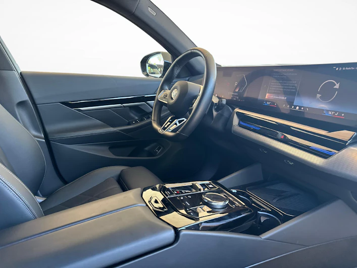 Fahrzeugbild BMW 5 SERIES