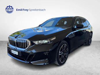 Fahrzeugbild BMW 520d xDrive paddles Touring / Jetzt mit attraktivem 1.99% Leasing Fahrzeugbild BMW 520d xDrive paddles Touring / Jetzt mit attraktivem 1.99% Leasing