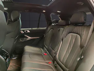 BMW X5 M50i xDrive Bowers & Wilkins Diamond Surround Sound