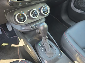 Fahrzeugbild FIAT 500 X 1.5 Hybrid Dolcevita Swiss Edition / ab 3,99% Leasing bei Abschluss einer Protect Autoversicherung