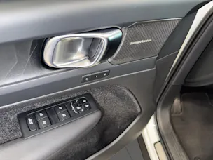 Volvo XC40 1.5 T5 PiH Ultimate Dark
