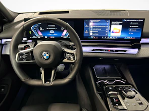 Fahrzeugbild BMW 520d xDrive Touring