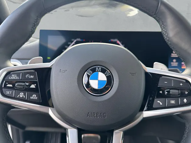 BMW 330i xDrive Touring M Sport ** Action de leasing à 1.9% ** 📍