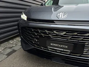 MG HS 1.5 PHEV Luxury
