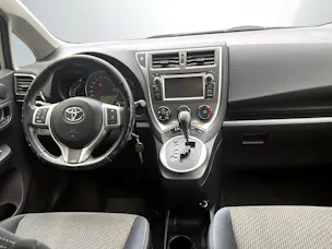 Toyota Verso-S 1.33 VVT-i Linea Luna MdS