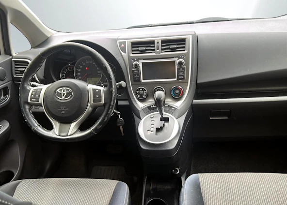 Fahrzeugbild 8 Fahrzeugbild 8