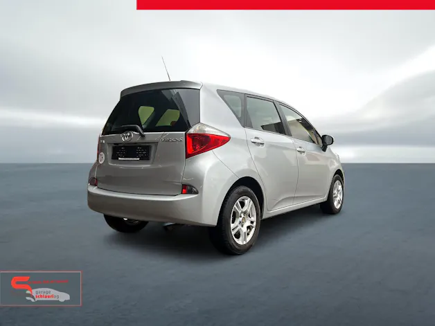 Toyota Verso-S 1.33 VVT-i Linea Luna MdS