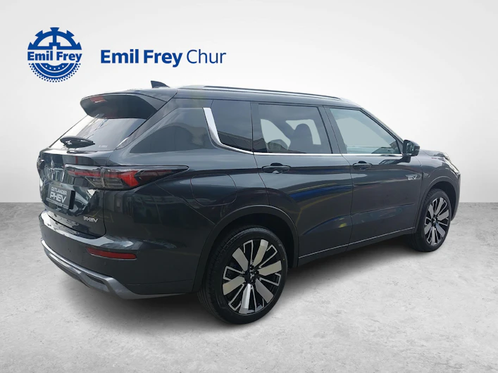 Fahrzeugbild MITSUBISHI OUTLANDER