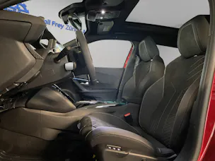 Peugeot 2008 1.2 Hybrid 145 GT