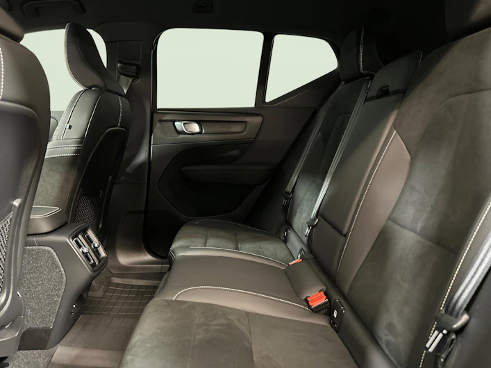 image du véhicule VOLVO XC40