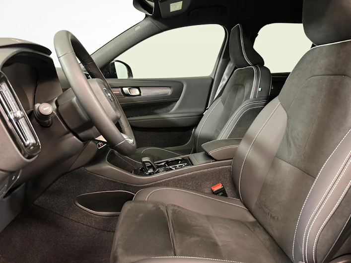 image du véhicule VOLVO XC40