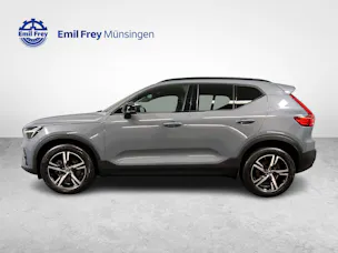 Volvo XC40 2.0 B3 MH Plus Dark