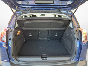 https://vehicle.imgix.net/4272642/3183bc76-a545-41b0-986a-e75f7b9e2a41.jpg