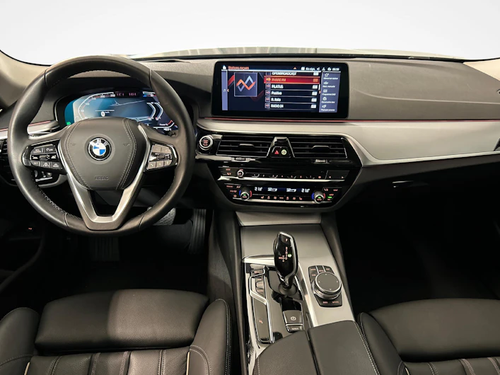 Fahrzeugbild BMW 5 SERIES