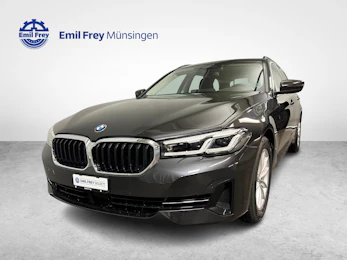 Fahrzeugbild BMW 520d xDrive Touring Fahrzeugbild BMW 520d xDrive Touring