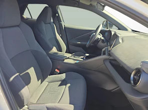 Fahrzeugbild TOYOTA C-HR 2.0 HEV Trend 4x4 / Jetzt mit attraktivem 1.9% Leasing