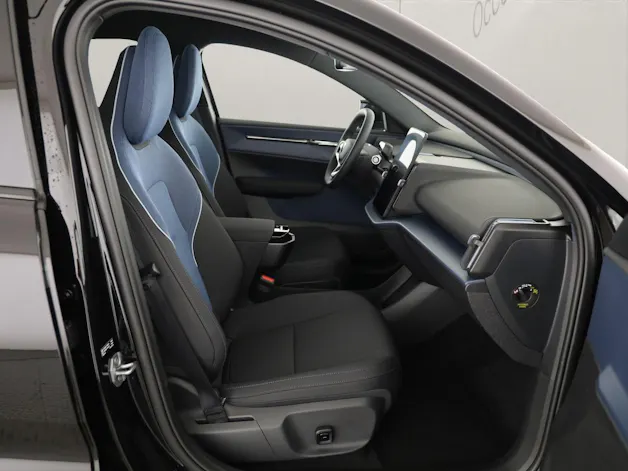 Volvo EX30 CC E60 Twin Performance AWD