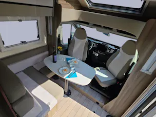 Ford Transit Roller Team Kronosfit 281 TL mit Hubbett, sehr gut Ausgestattet