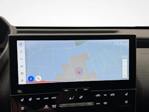 https://vehicle.imgix.net/4272762/f452bf64-cd5e-4508-a1ce-6f1b9950d806.jpg