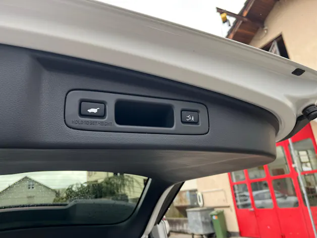Honda CR-V 2.0 i-MMD Elegance 4WD Vollhybrid (ohne an die Steckdose)