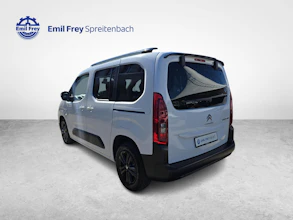 https://vehicle.imgix.net/4272822/5cdcb9d0-5852-49d5-8852-660701d4da37.jpg