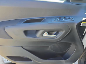 image du véhicule CITROEN e-Berlingo Feel / ab 3,99% Leasing bei Abschluss einer Protect Autoversicherung