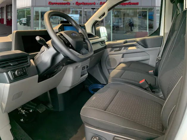 Ford Transit C Van 320 L1 2.5 Duratec 233 Trend PHEV