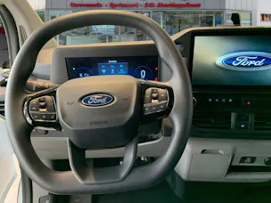 Ford Transit C Van 320 L1 2.5 Duratec 233 Trend PHEV
