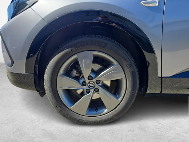 Opel Grandland 1.2 T GS Line / Jetzt mit attraktivem 1.99% Leasing