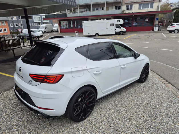 SEAT Leon 2.0 TSI 300 Cupra DSG