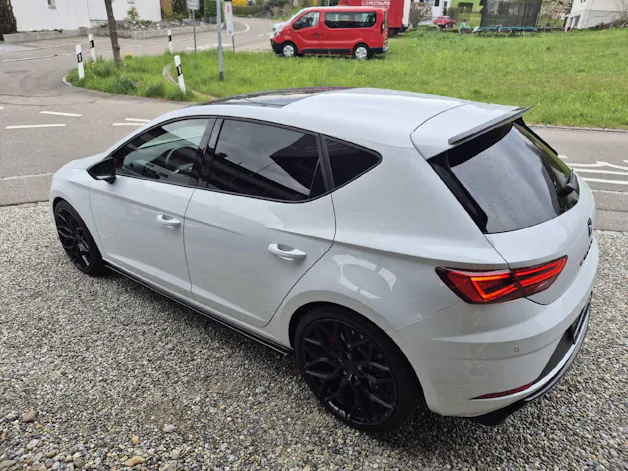 SEAT Leon 2.0 TSI 300 Cupra DSG