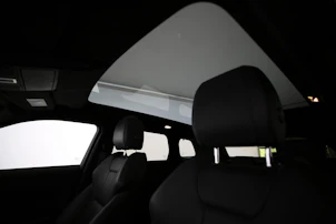 Fahrzeugbild LAND ROVER Range Rover Evoque 2.0 Si4 SE