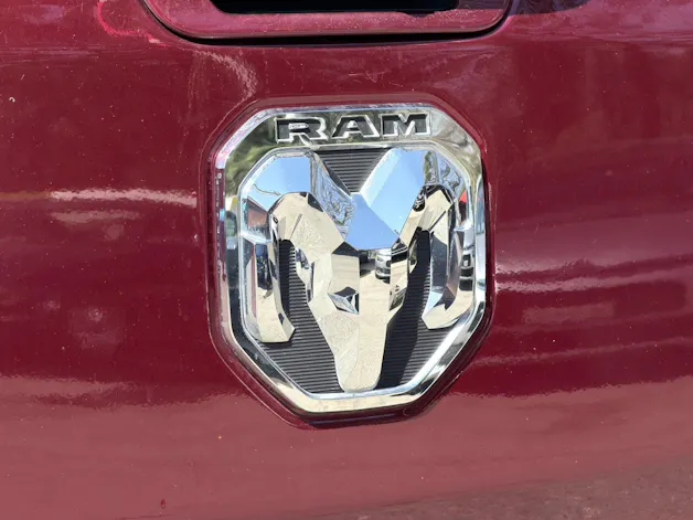 Dodge USA RAM CREW CAB  5.7 HEMI 4x4 SATTELKUPPLUNG