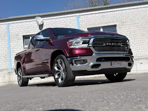 Dodge USA RAM CREW CAB  5.7 HEMI 4x4 SATTELKUPPLUNG
