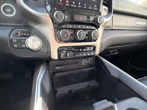 Dodge USA RAM CREW CAB  5.7 HEMI 4x4 SATTELKUPPLUNG