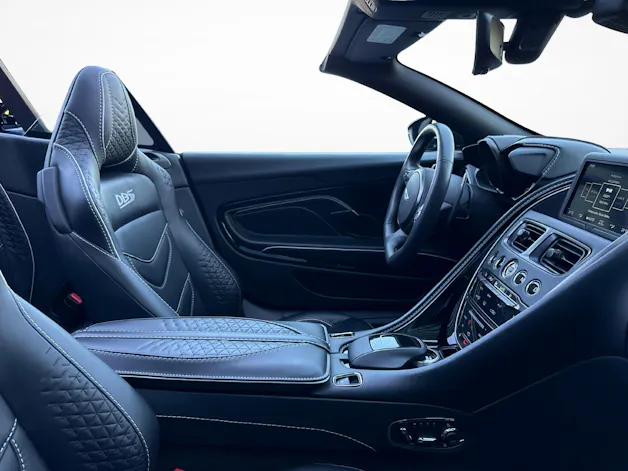 Aston Martin DBS Superleggera Volante 5.2 V12 Bi-Turbo