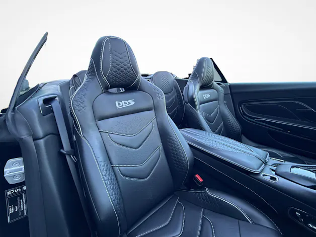 Aston Martin DBS Superleggera Volante 5.2 V12 Bi-Turbo
