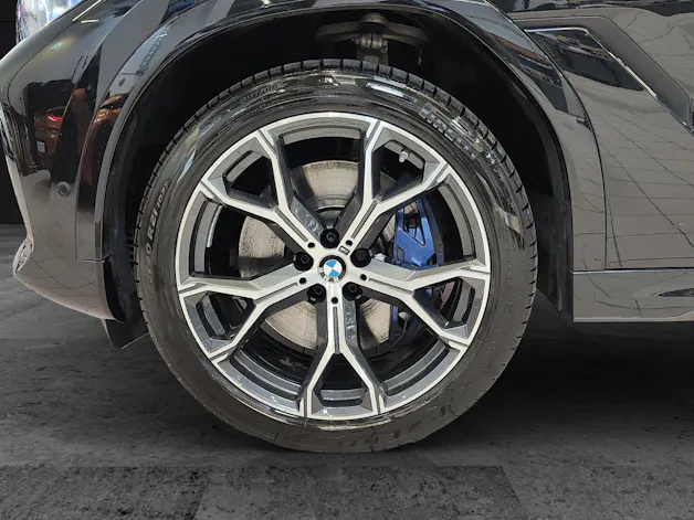 BMW X6 40d xDrive M Sport Bowers & Wilkins Diamond Surround Sound MFK 04.05.2026