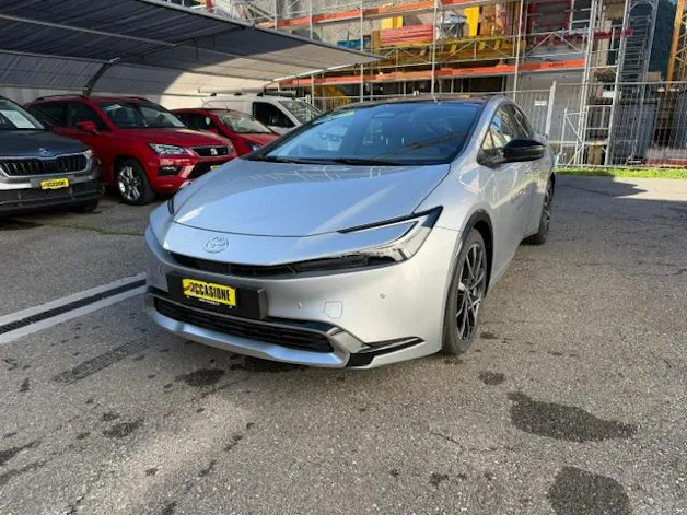 Toyota Prius 2.0 Plug-In-Hybrid Style