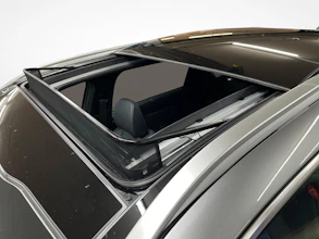https://vehicle.imgix.net/4273136/02ca773a-45ba-4e62-a5aa-051ff18d6703.jpg