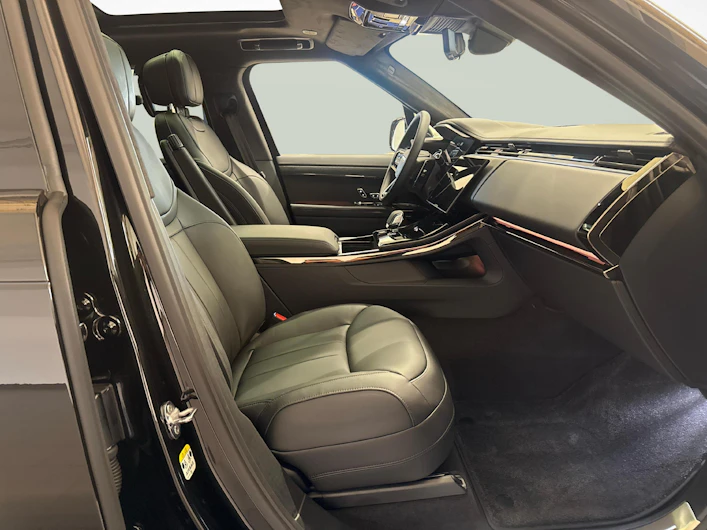 Fahrzeugbild LAND ROVER RANGE ROVER SPORT