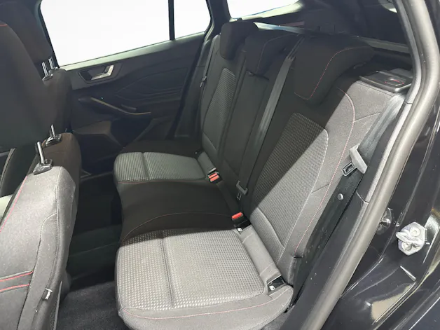 Ford Focus Station Wagon 1.0i EcoB Hybrid 125 ST-Line X