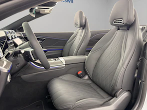 https://vehicle.imgix.net/4273208/6423cce6-a703-4aa1-8b45-3eb610c401dd.jpg