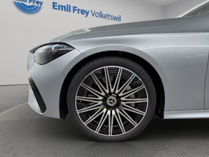 https://vehicle.imgix.net/4273208/eb7bf585-407f-4cde-a4e6-2b7f9b10f4e9.jpg