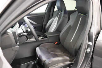 https://vehicle.imgix.net/4273215/01665a20-7bd1-4aa2-b116-0be275823f57.JPG