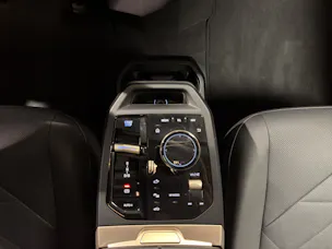 BMW iX xDrive50