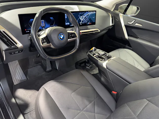 BMW iX xDrive50